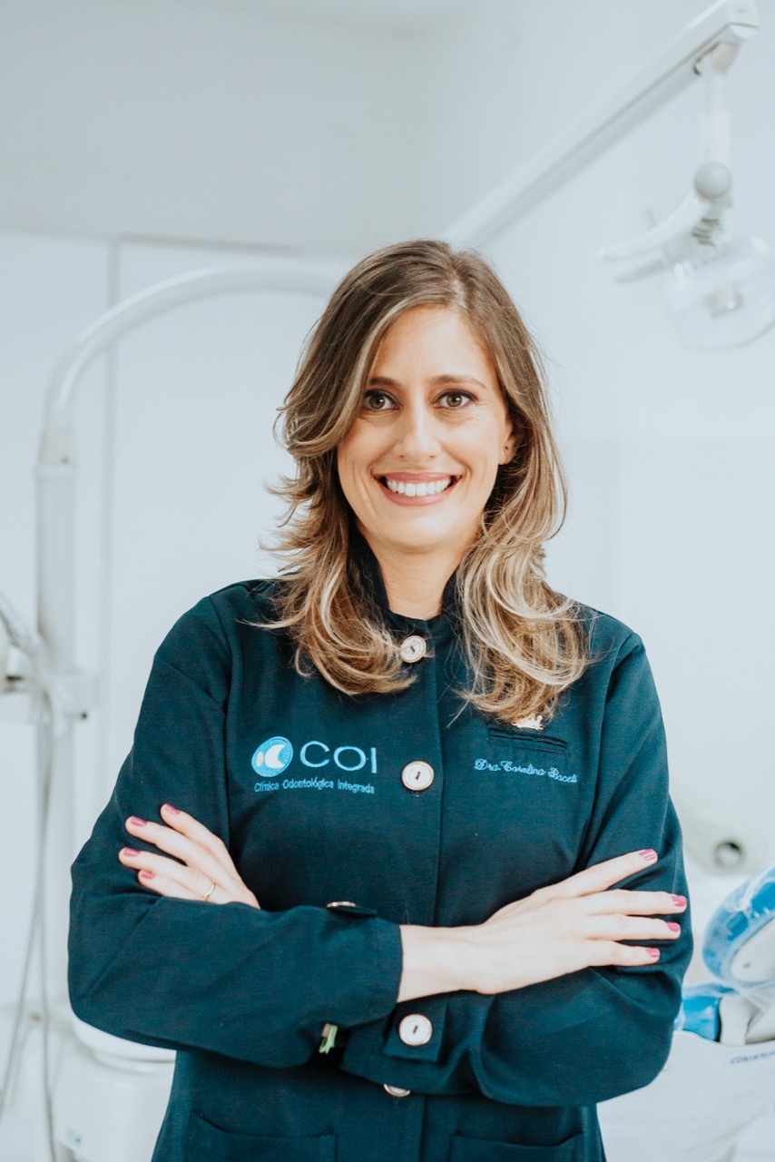 Foto do doutora Carolina